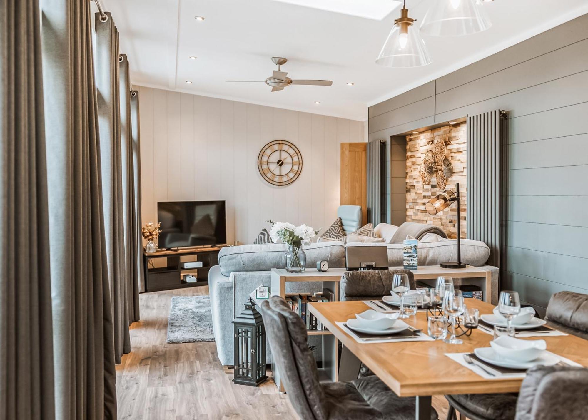 The Astbury Golf And Lodge Resort Бриджнорс Номер фото